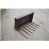 Image 3 : Frey 4' manure bucket, Frey QT