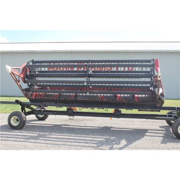 CIH 1020 15' flex head, AWS stainless floor, tracker, 3" knife, New poly bottom, one owner