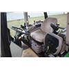 Image 19 : JD 5100M 4wd tractor, cab, air, Power Reverser, H260 loader, 18.4R30, 3 remotes, buddy seat, front f