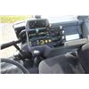Image 20 : Agco White 6105 4wd tractor, cab, air, 3 remotes, 18.4x38, 1049 hours, one owner