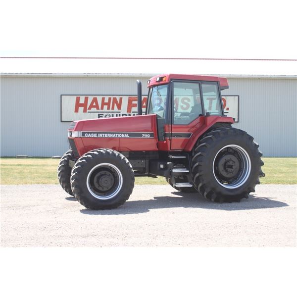 CIH 7110 Magnum 4wd tractor, cab, air, powershift, 4Speed reverse, dual pto, 2 remotes, 20.8R38, 866