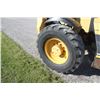Image 11 : Caterpillar TH460 4wd telehandler, cab, 10,000Lb capacity, 44' reach, hydraulic levelling, hydraulic