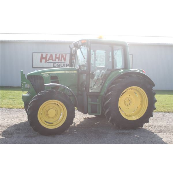 JD 6330 Premium 4wd tractor, cab, air, 18.4x38, 24 speed auto quad, 2 remotes, 2771 hours, farmer co