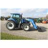 Image 5 : New Holland T4.100 4wd tractor, cab, air, 665TL loader, 12x12 shuttle, 2 remotes, 16.9x34, wheel wei