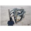 Image 3 : Alo 180 hydraulic Flexigrip bale grabber