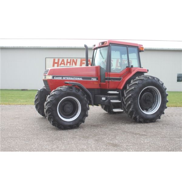 CIH 7120 4wd tractor, cab, air, powershift, 4 speed reverse, 3 remotes, 20.8x38, dual pto, 6 front w