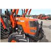Image 17 : Kubota M6800 4wd tractor, cab, air, M720 loader, hydraulic shuttle, 16.9R30, 1 remote, 2839 hours, l