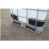 Image 5 : Unknown 200 gal liquid poly tote