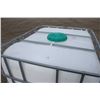 Image 4 : Unknown 200 gal liquid poly tote
