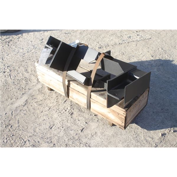 Leon mounting bracket for Leon 505 loader to fit Ford 1710 compact tractor, part number 495153