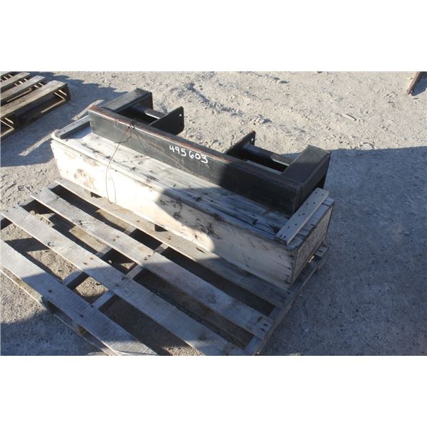 Leon mounting bracket for Leon 505 loader to fit JD 650/750 compact tractor