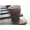 Image 3 : Unknown 5 tractor weights
