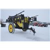 Image 4 : Demco 1050 single axle trail sprayer