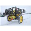 Image 6 : Demco 1050 single axle trail sprayer