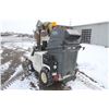Image 7 : Tennant ATLV4300 self propelled leaf vacuum