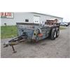 Image 2 : New Idea 3632 tandem axle manure spreader