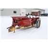 Image 2 : NH 514 single axle manure spreader, top beater, one owner
