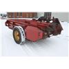 Image 7 : NH 514 single axle manure spreader, top beater, one owner