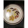 Image 19 : YELLOW, GREEN & WHITE VARIOUS PATTERNS & DISHES