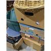 Image 19 : BOXES: CLOTHES/BIN/WICKER LAUNDRY BASKET.