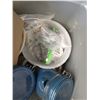 Image 1 : HOUSEHOLD BIN: KITCHEN SUPPLIES & APPLIANCES