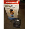 Image 1 : HEATERS; PORTABLE ELECTRIC (x2) HONEYWLL 360° & 1-CERAMIC. SEE PICS.