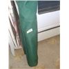 Image 1 : GREEN CAMP/SPORT/STADIUM CHAIR IN BAG.