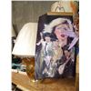 Image 1 : TOP SHELF:ALL LAMPS, TRANSISTORS & WALL DÉCOR; INCL'S FLOOR LAMP.