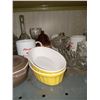 Image 2 : VINEGAR, SERVING DECANTER & SETS. ALL CONTENT SEE PHOTOS.