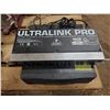 Image 2 : 5 disc changer (works well) + ultralink mixer mx882