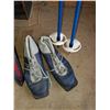 Image 3 : skis + boots + poles