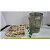 Image 1 : Grainery piggy bank + 2 seat cushions + Metal pail