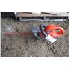 Image 1 : Electric Black & Decker Hedge Trimmer - Working