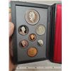 Image 3 : Canada 1992 Double Dollar Set. Includes 92.5 silver dollar.