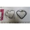 Image 4 : Pillow + Candle + Pen + Shoe Decal + Place Card + Holders (7) + Silver plate with heart