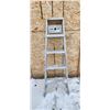 Image 1 : Aluminum step ladder - Approx 5ft H