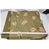 Image 7 : Set of 2, green leaf throw blankets - 4ftx3ft & Rough riders teddy bear and Christmas hat - new
