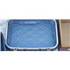 Image 6 : Set of 3, Assorted suit cases - great condition