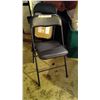 Image 2 : 4 Metal Folding Chairs