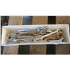 Image 2 : Assortment of wrenches
