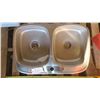 Image 1 : Kitchen sink