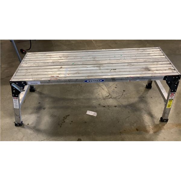 WERNER ALUMINUM EXTENDABLE PLATFORM