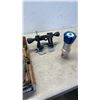 Image 2 : TRAY OF TOOL BITS INCLUDING PLANETOR, GO INC 0-4000PSI REGULATOR