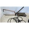 Image 2 : MILLER SPOT WELD TIMER AND RESISTANCE STYLE SPOT WELDER