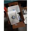 Image 2 : 2 BOXES OF LOUDSPEAKERS