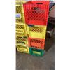 Image 2 : 13 MILK CRATES