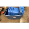 Image 2 : 5 TOTES, 3 WITH LIDS