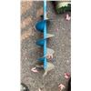 Image 2 : MANUAL ICE AUGER AND STEEL TOE SUZE 10 BOOTS
