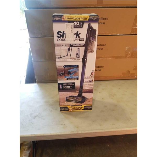 AS NEW SHARK CORDLESS PET PRO MULTIFLEX VACUUM, RETAIL $399