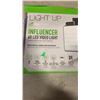 Image 2 : LIGHTUP INFLUENCER 60 LED VIDEO LIGHT - TESTED WORKING, RETAIL $49